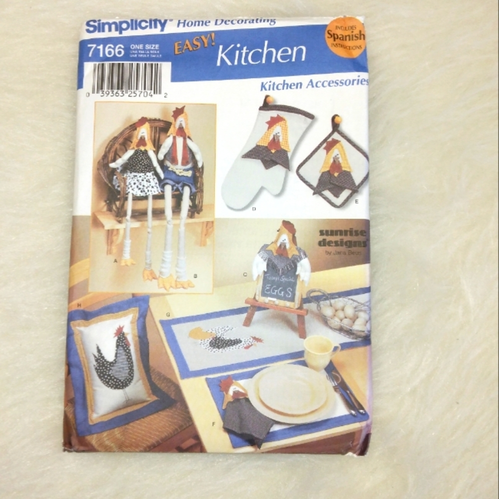 Simplicity 7166 EASY Kitchen Decor - CHICKENS!